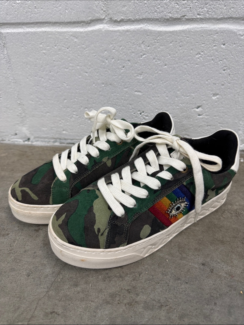 Kurt Geiger Camouflage Low-Top Sneakers with Rainbow Stripe and evil eye